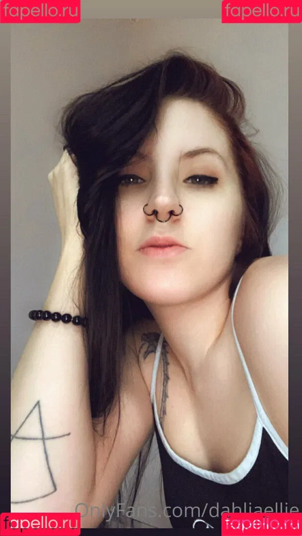 dahliaellie Onlyfans Photo Gallery 