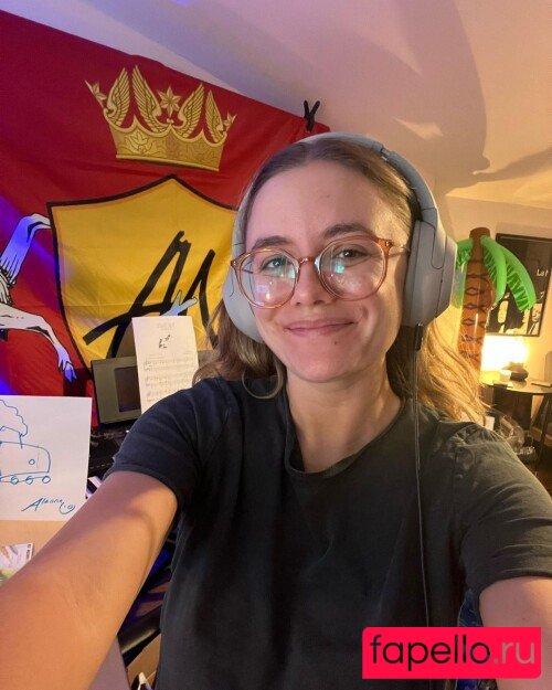 Adventures And Naps Onlyfans Photo Gallery 