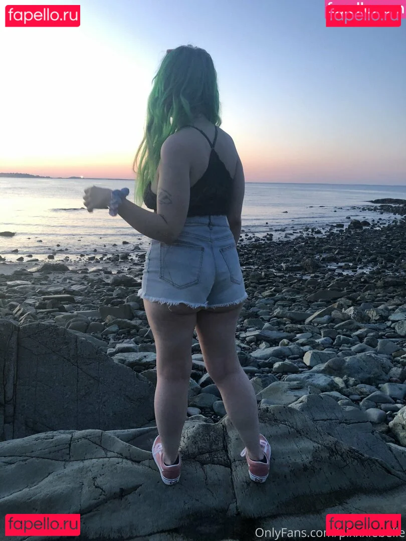 pixxxiebelle Onlyfans Photo Gallery 