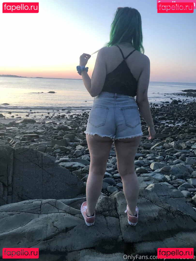 pixxxiebelle Onlyfans Photo Gallery 