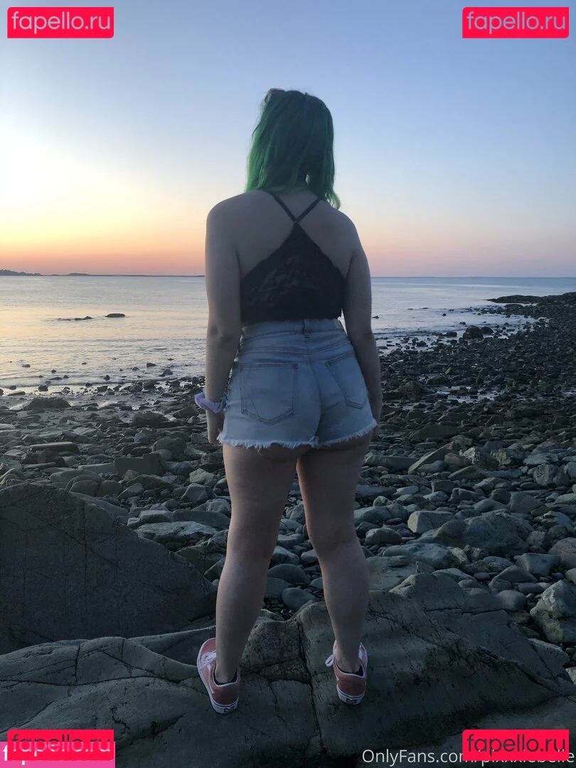 pixxxiebelle Onlyfans Photo Gallery 
