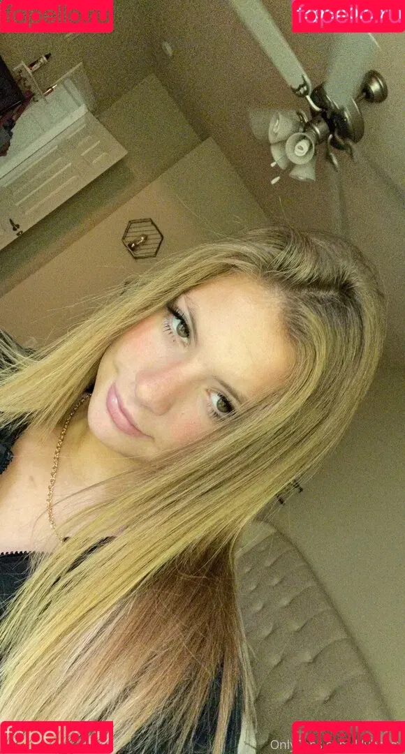 lilyhazex Onlyfans Photo Gallery 