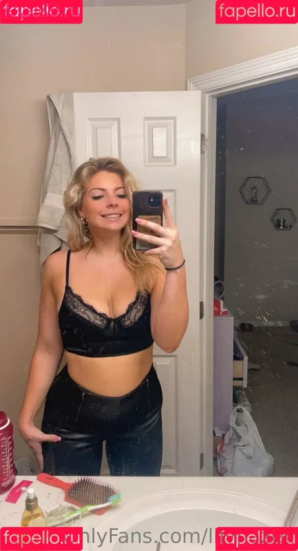 lilyhazex Onlyfans Photo Gallery 
