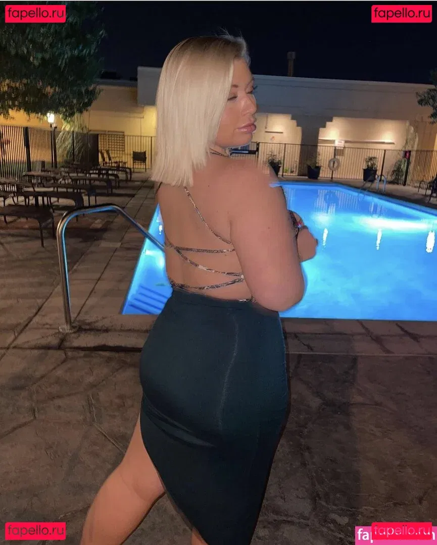 Sarastacks Onlyfans Photo Gallery 