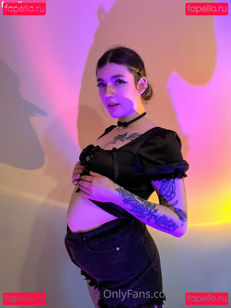 catsncake Onlyfans Photo Gallery 