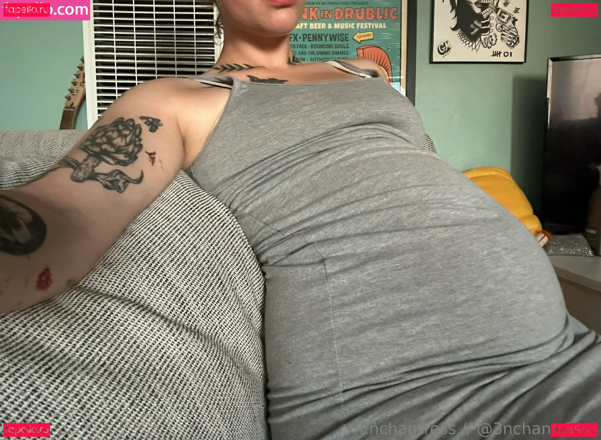 catsncake Onlyfans Photo Gallery 