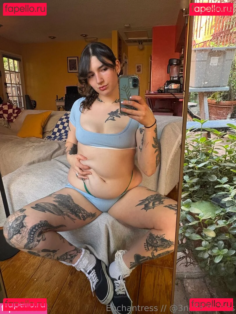 catsncake Onlyfans Photo Gallery 