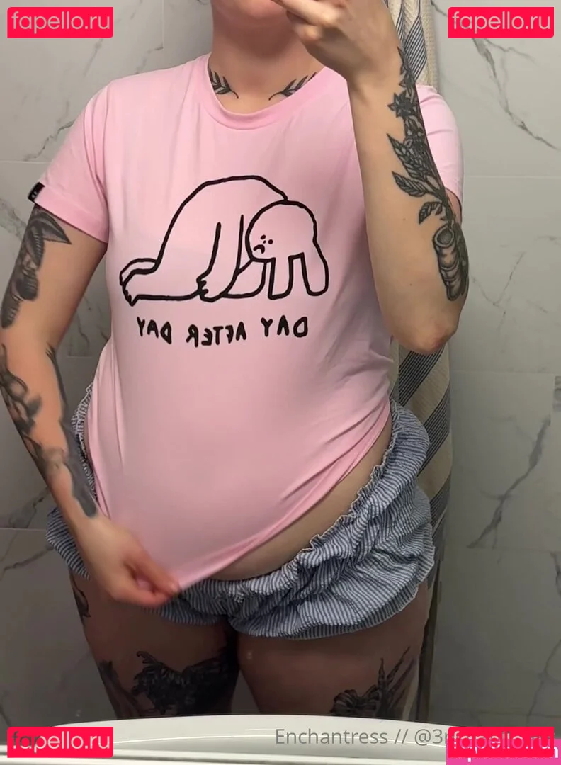 catsncake Onlyfans Photo Gallery 