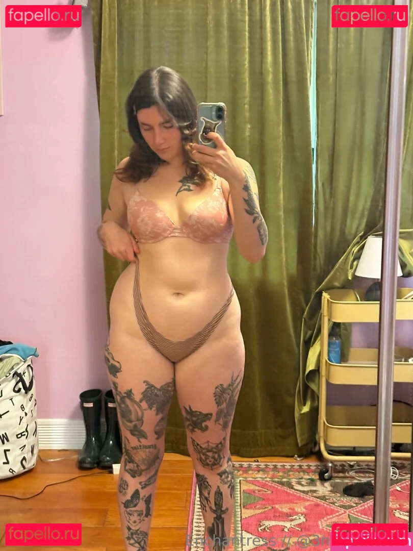catsncake Onlyfans Photo Gallery 
