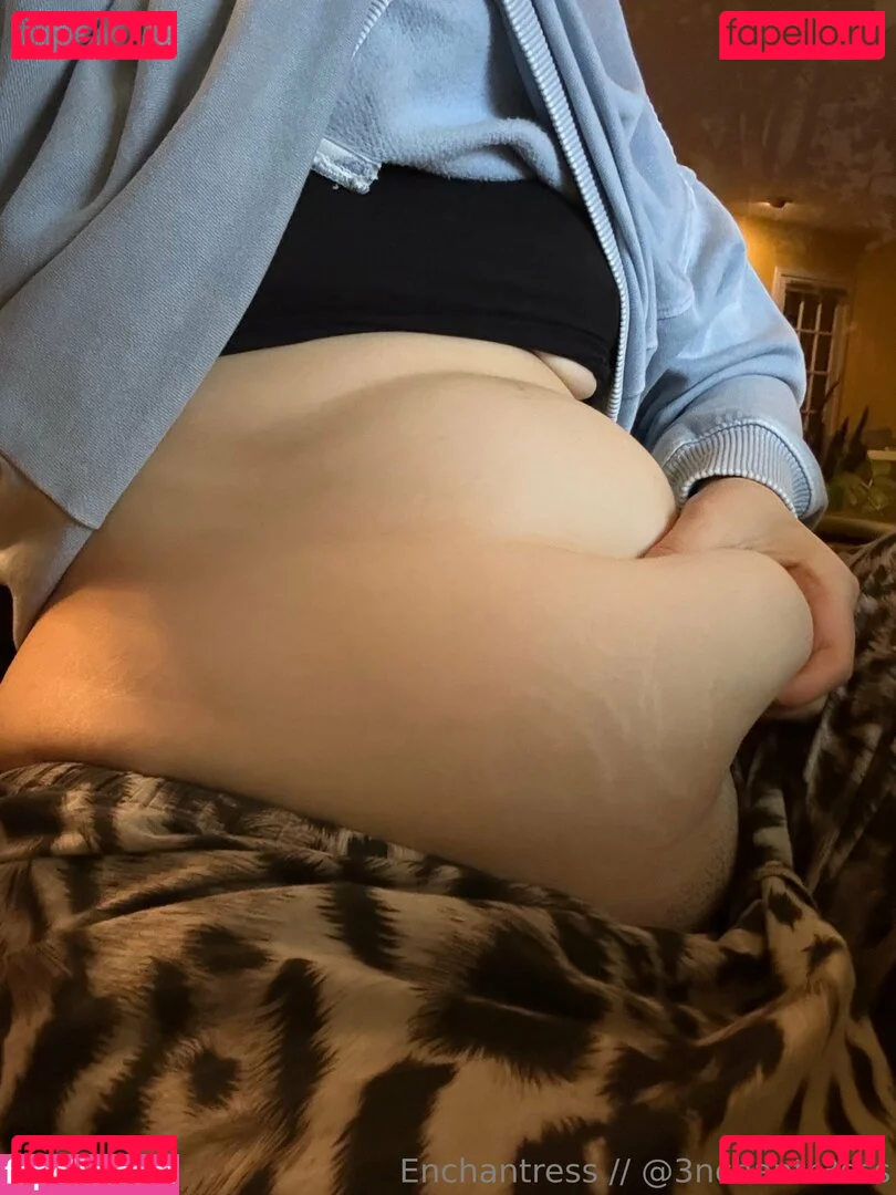 catsncake Onlyfans Photo Gallery 