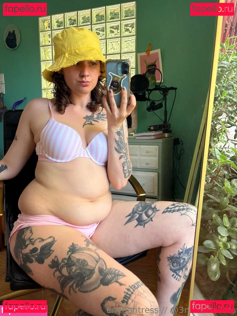 catsncake Onlyfans Photo Gallery 