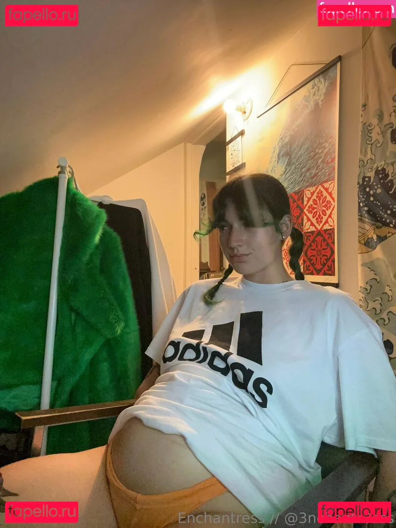 catsncake Onlyfans Photo Gallery 