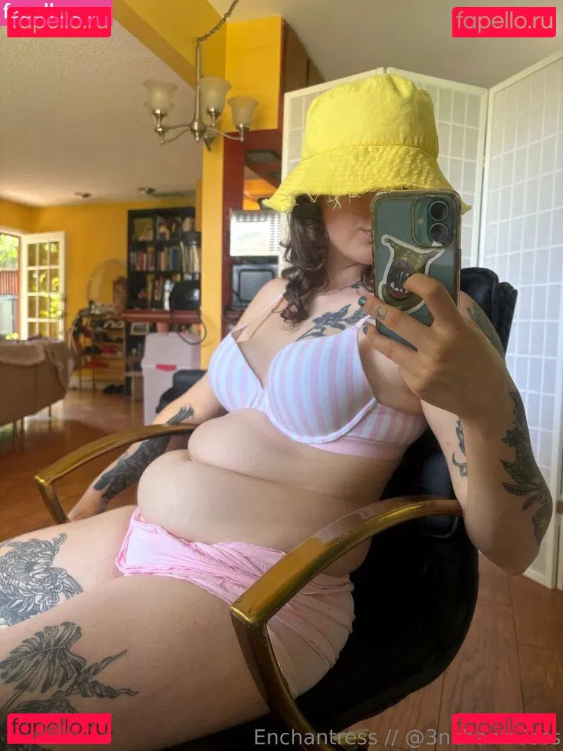 catsncake Onlyfans Photo Gallery 