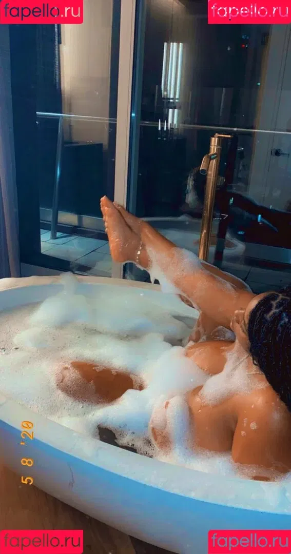 Beatrixx_ Onlyfans Photo Gallery 