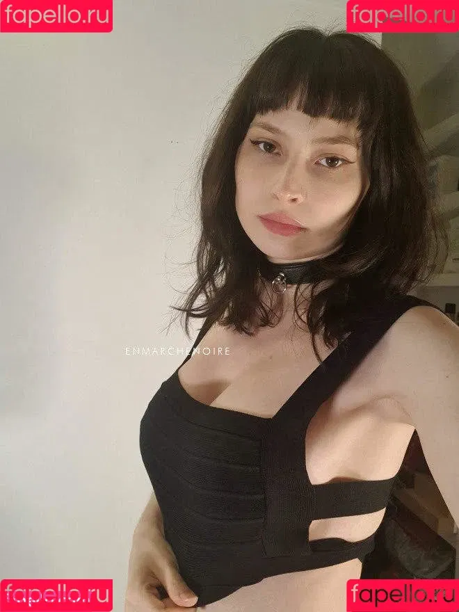 helene-enmarchenoire Onlyfans Photo Gallery 