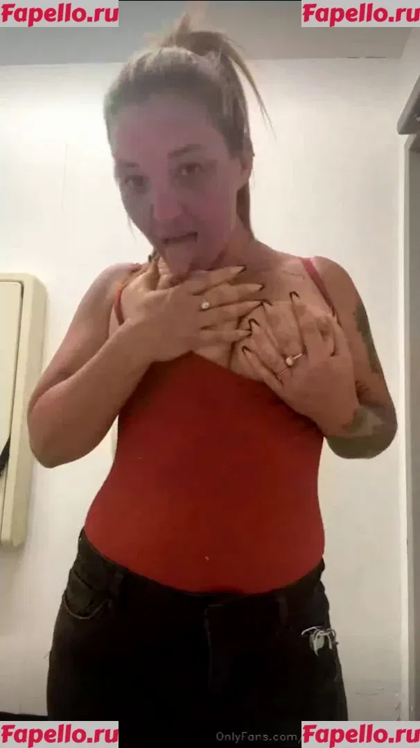 Christina Model Onlyfans Photo Gallery 