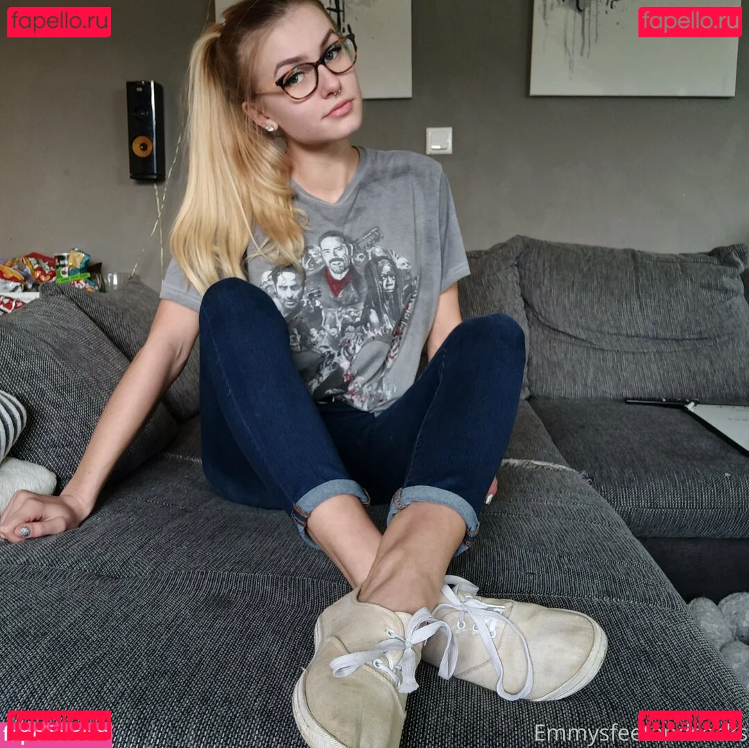 emmyfeetandsocks Onlyfans Photo Gallery 