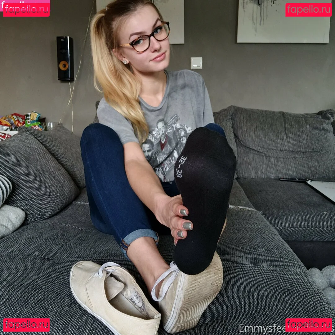 emmyfeetandsocks Onlyfans Photo Gallery 