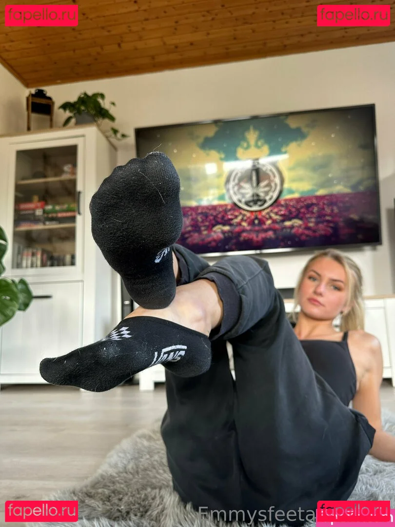 emmyfeetandsocks Onlyfans Photo Gallery 