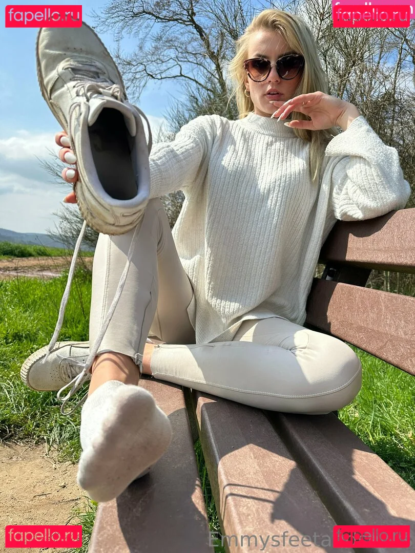 emmyfeetandsocks Onlyfans Photo Gallery 