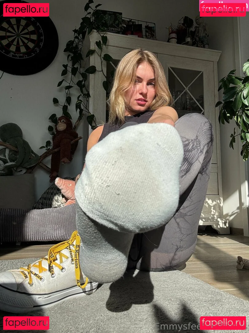 emmyfeetandsocks Onlyfans Photo Gallery 