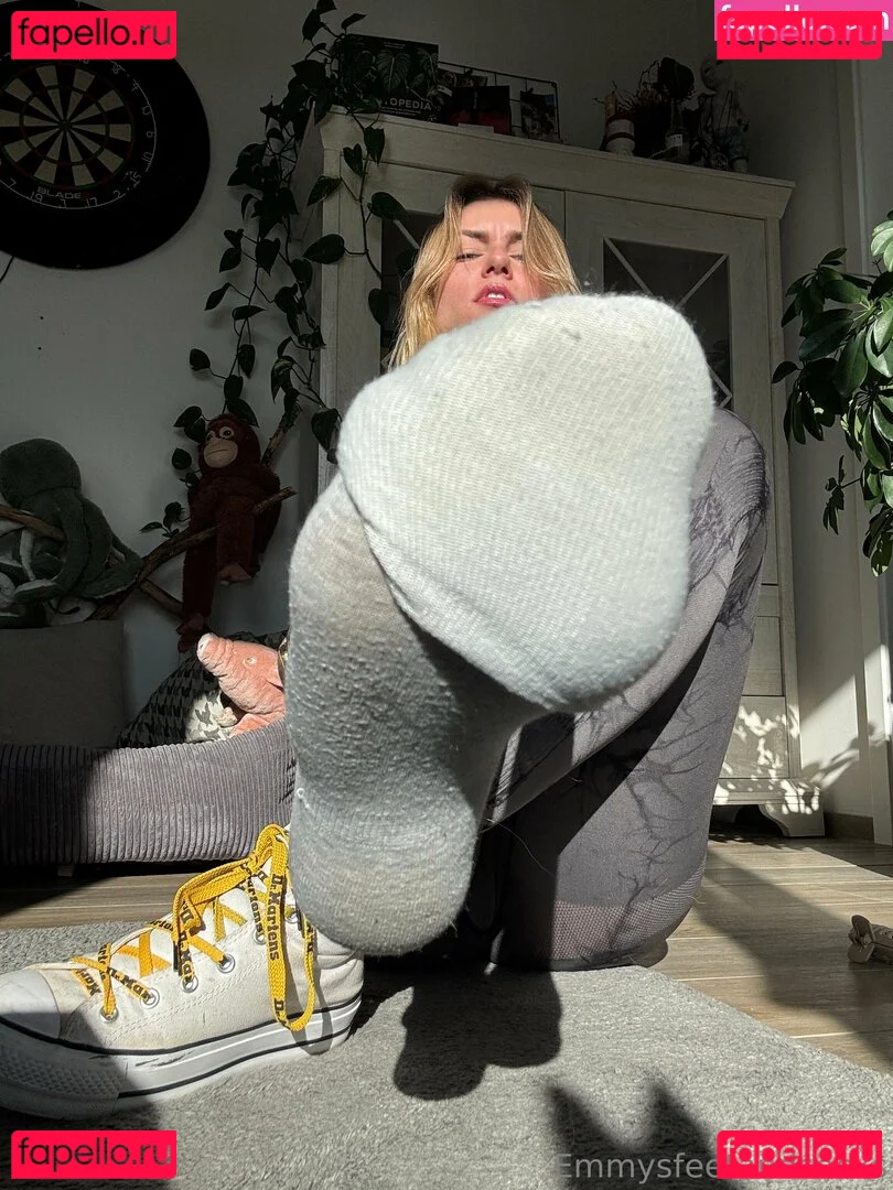emmyfeetandsocks Onlyfans Photo Gallery 