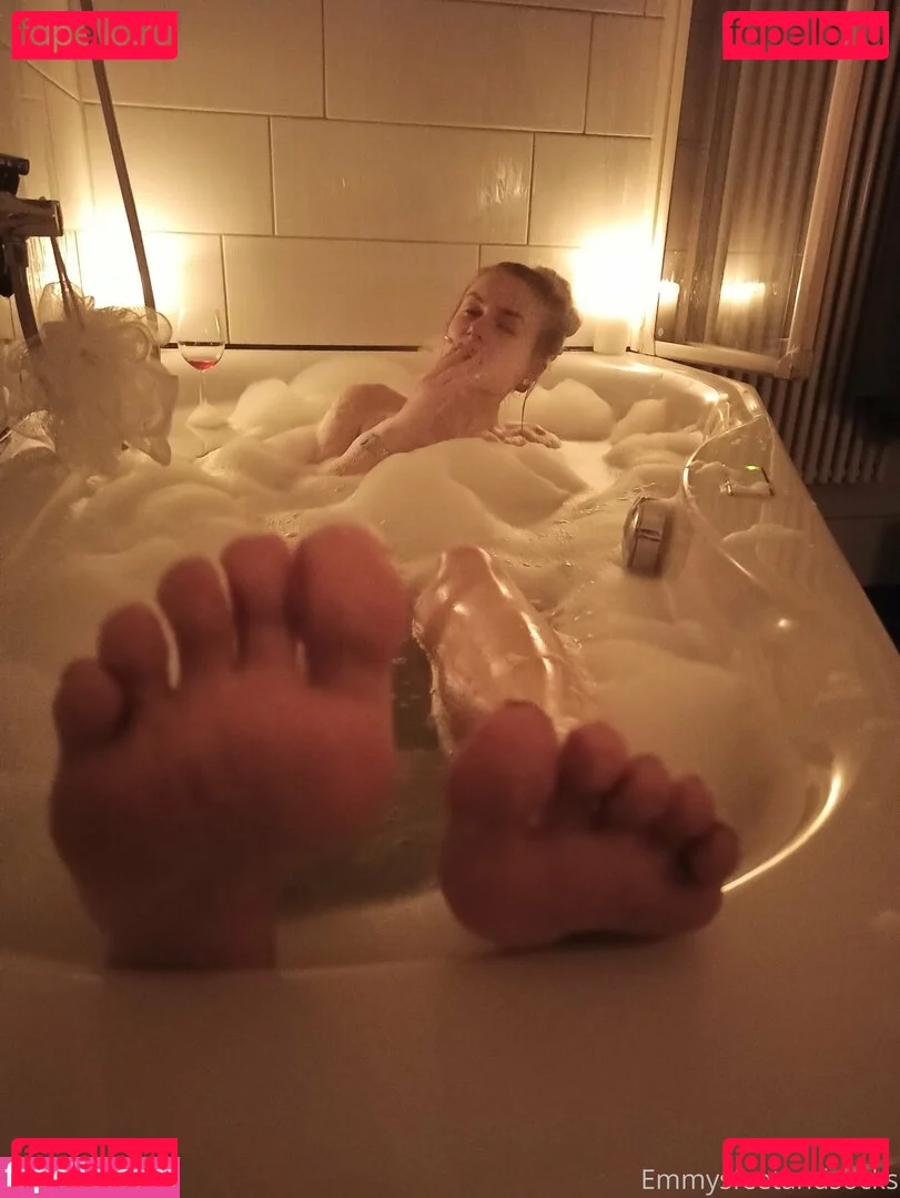 emmyfeetandsocks Onlyfans Photo Gallery 