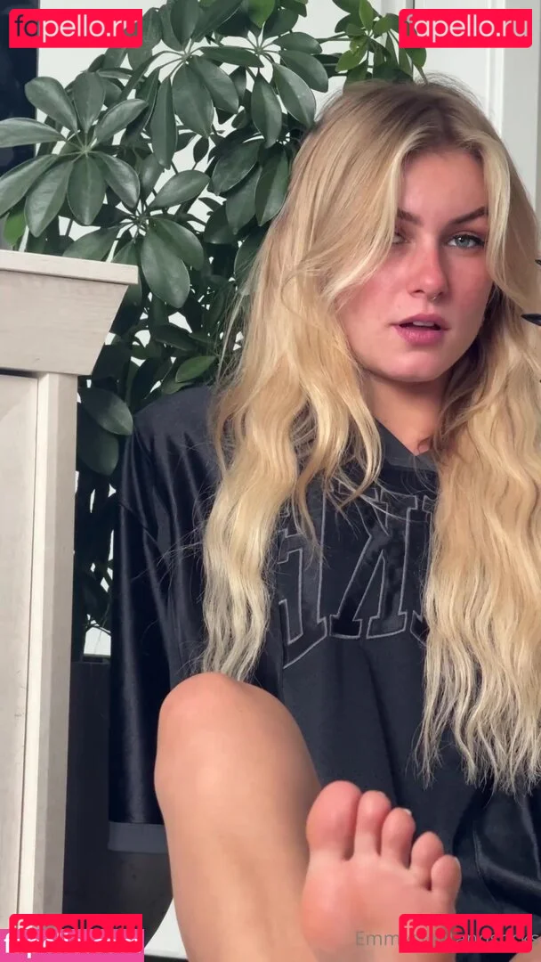 emmyfeetandsocks Onlyfans Photo Gallery 
