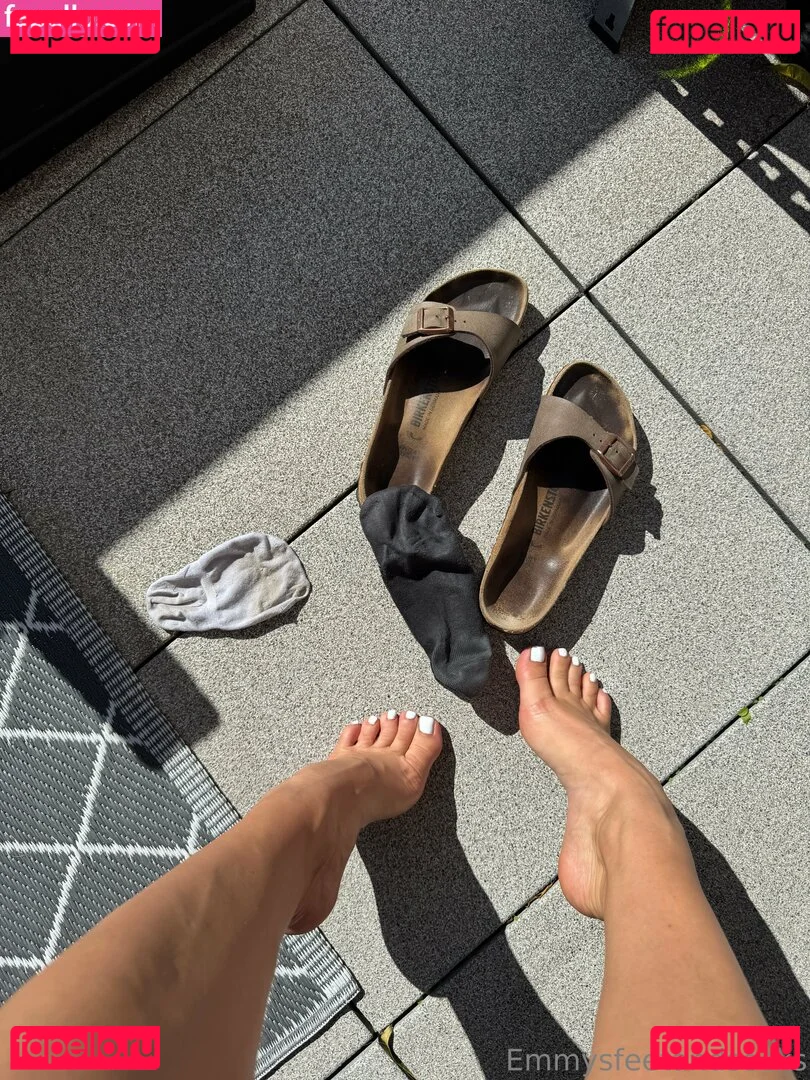 emmyfeetandsocks Onlyfans Photo Gallery 