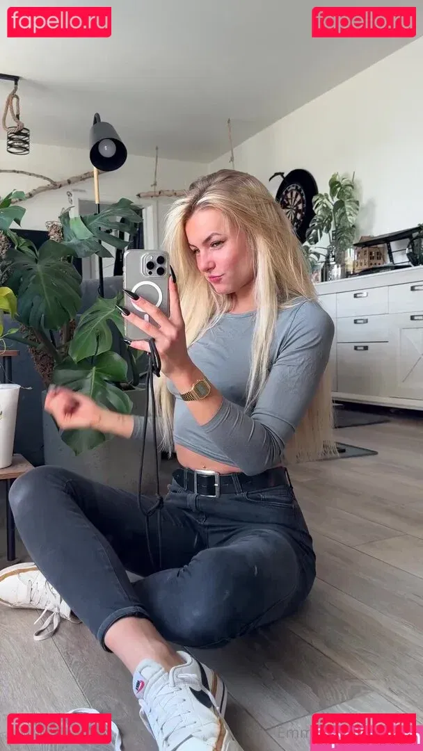 emmyfeetandsocks Onlyfans Photo Gallery 