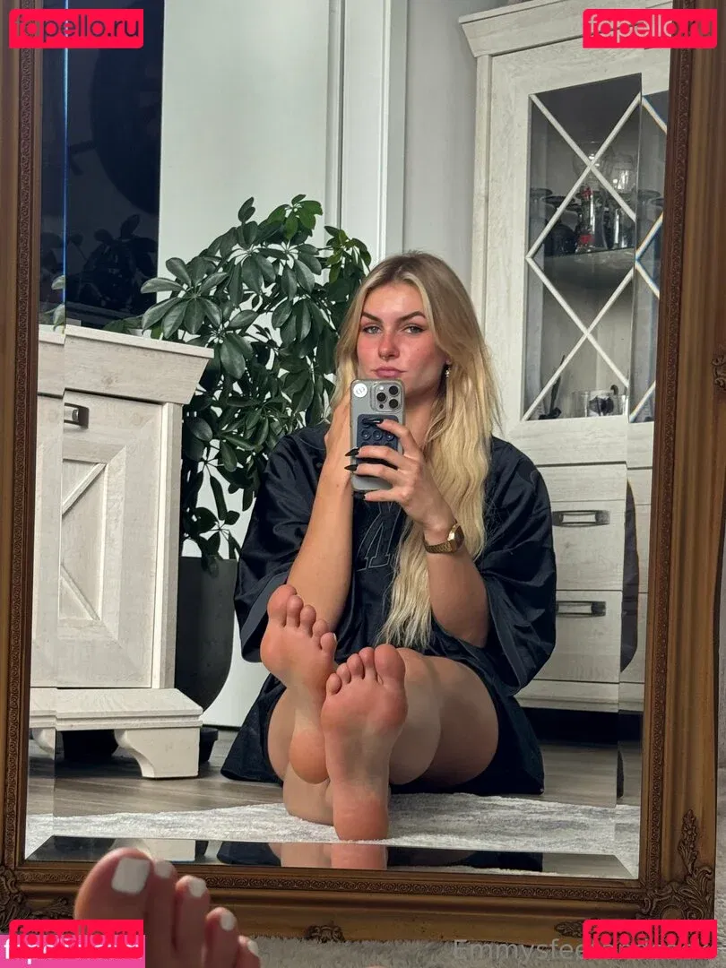 emmyfeetandsocks Onlyfans Photo Gallery 