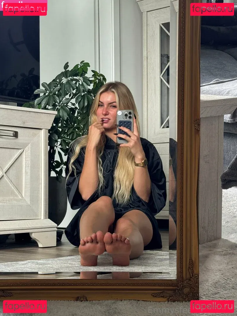 emmyfeetandsocks Onlyfans Photo Gallery 