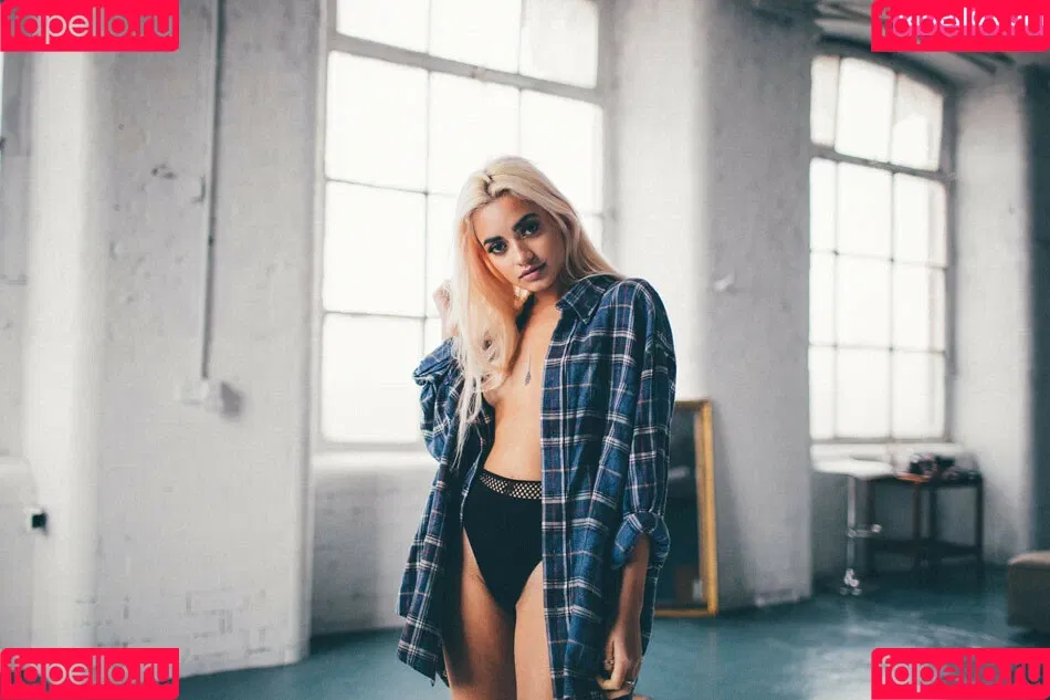 Tara Sky Martin Onlyfans Photo Gallery 