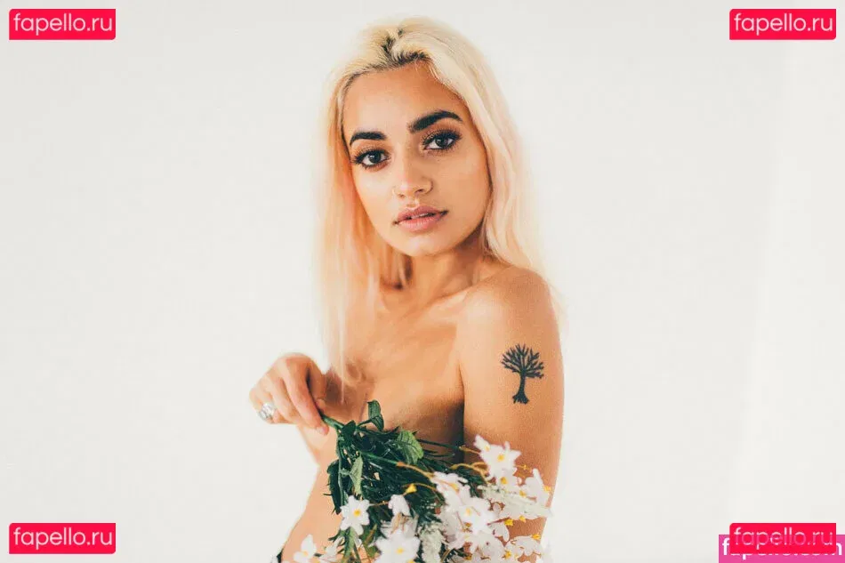 Tara Sky Martin Onlyfans Photo Gallery 