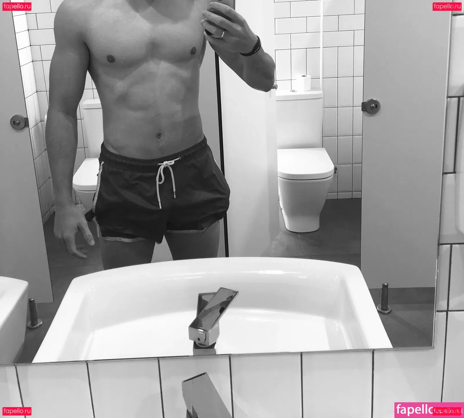 deluxio-r Onlyfans Photo Gallery 