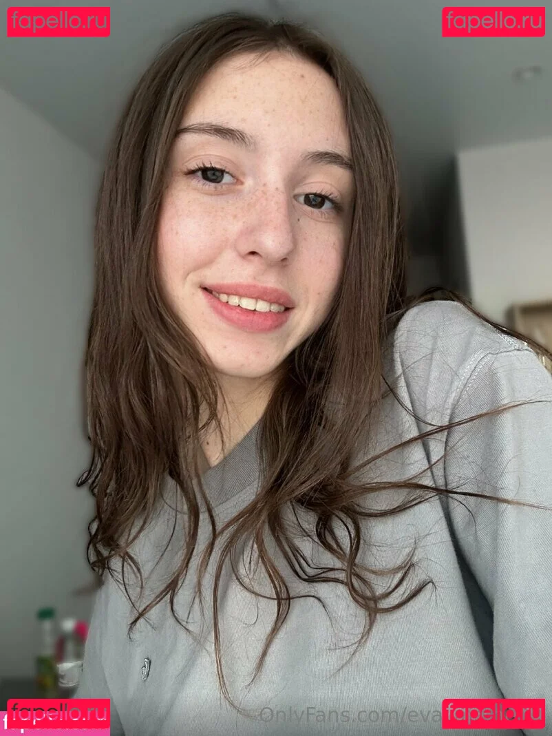 Eva_maine22 Onlyfans Photo Gallery 