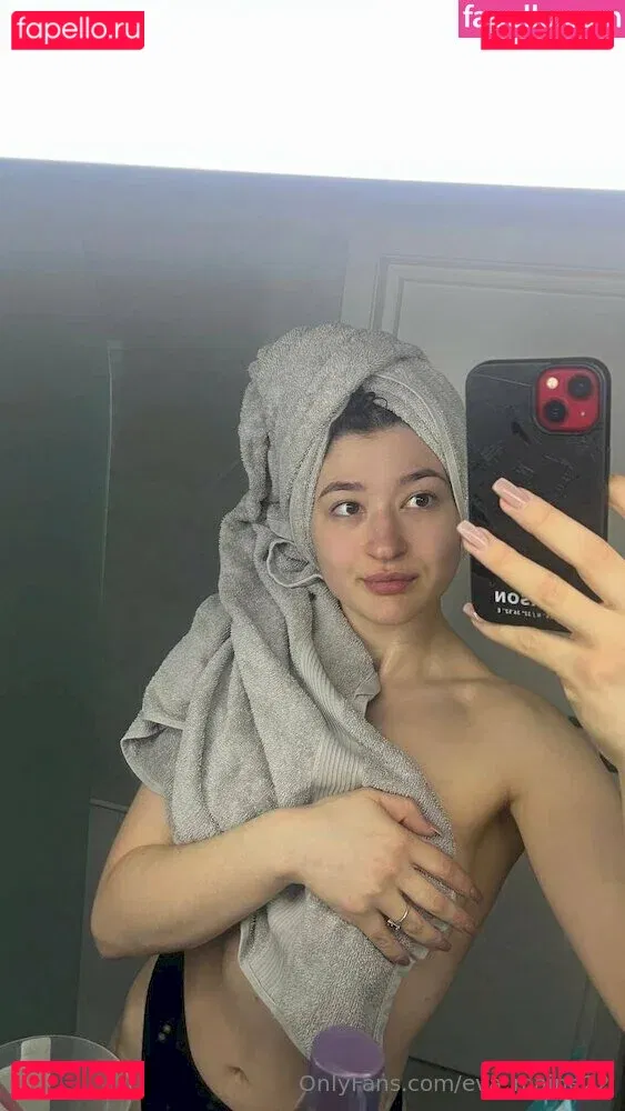 Eva_maine22 Onlyfans Photo Gallery 