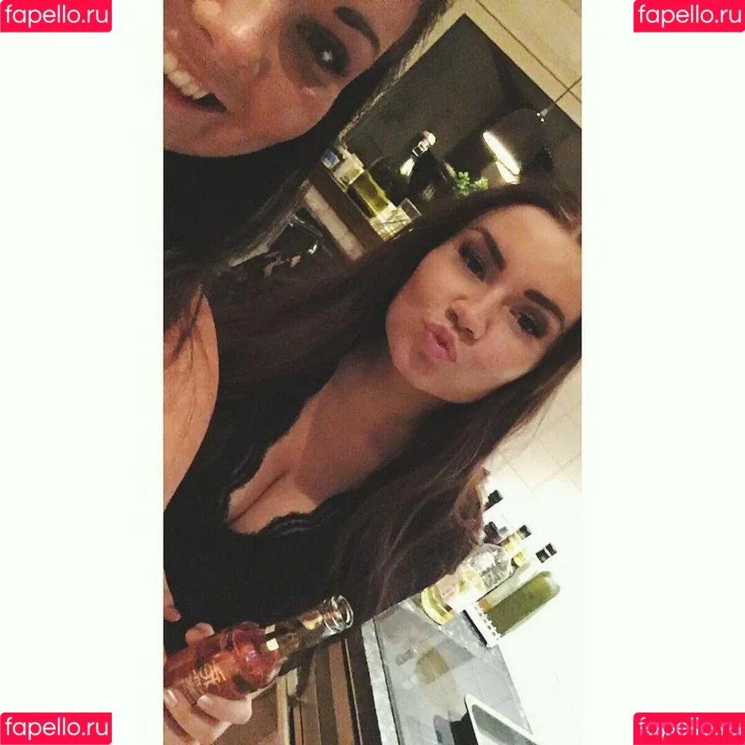 Alma Tandrup Onlyfans Photo Gallery 