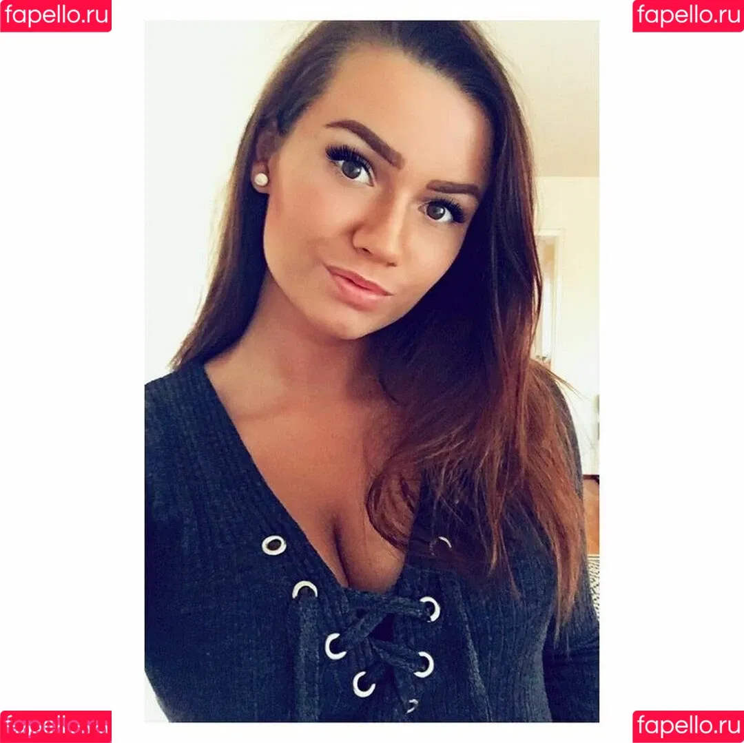 Alma Tandrup Onlyfans Photo Gallery 