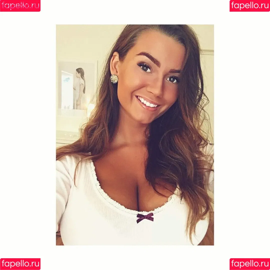 Alma Tandrup Onlyfans Photo Gallery 