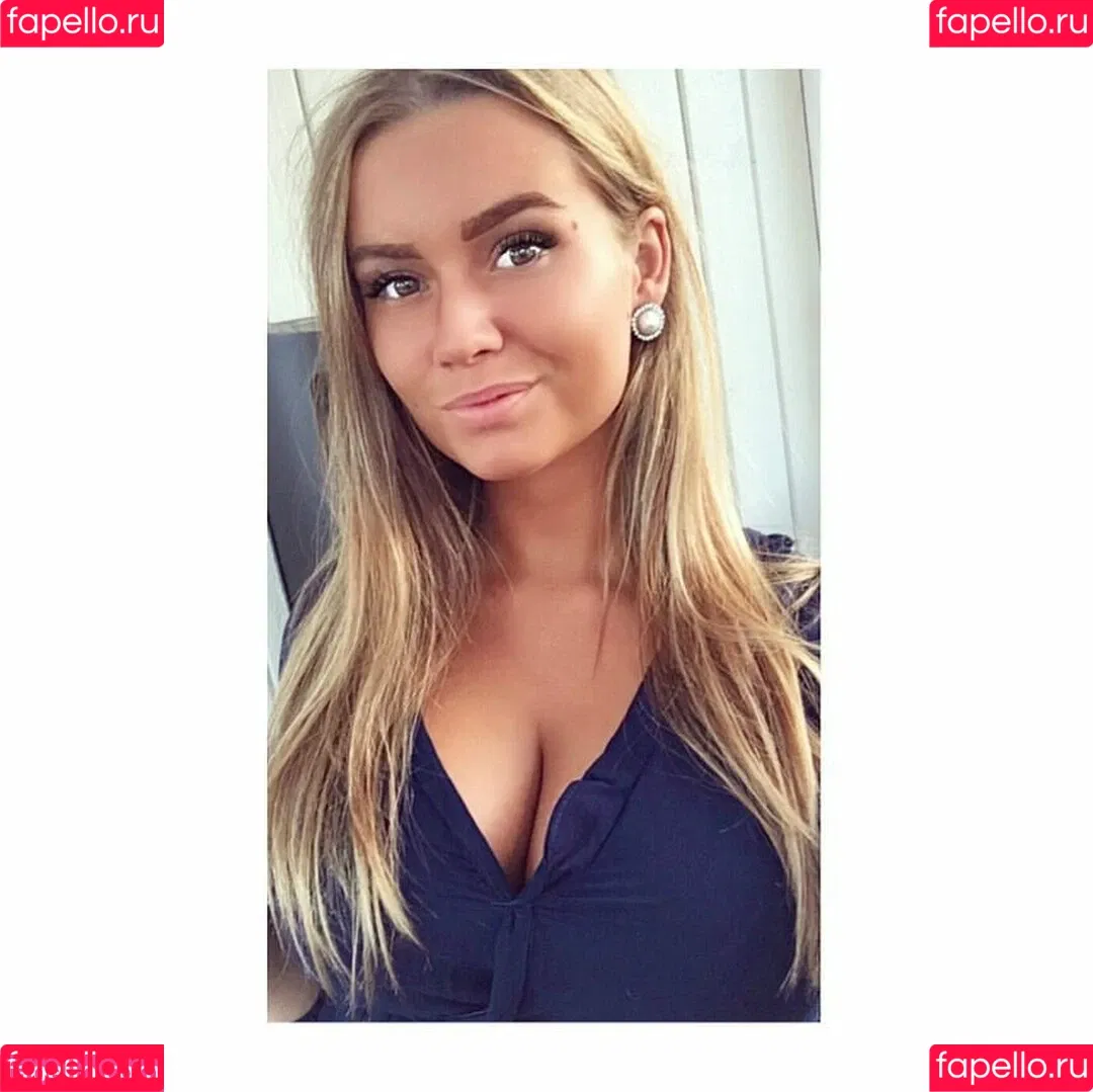 Alma Tandrup Onlyfans Photo Gallery 