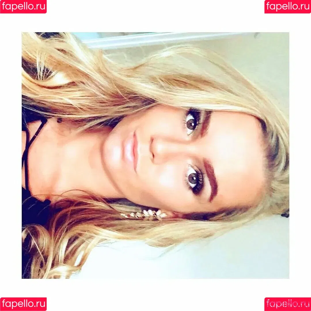 Alma Tandrup Onlyfans Photo Gallery 