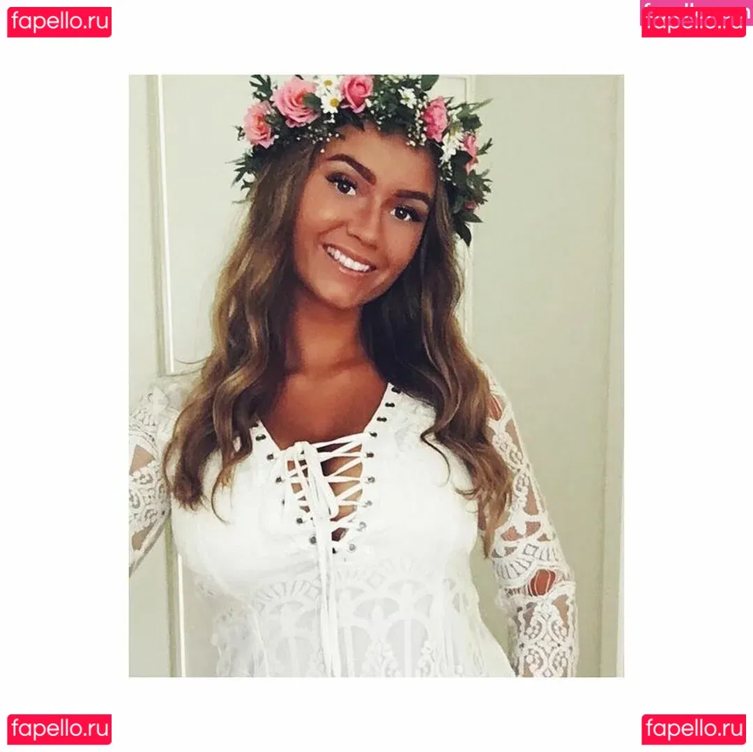 Alma Tandrup Onlyfans Photo Gallery 