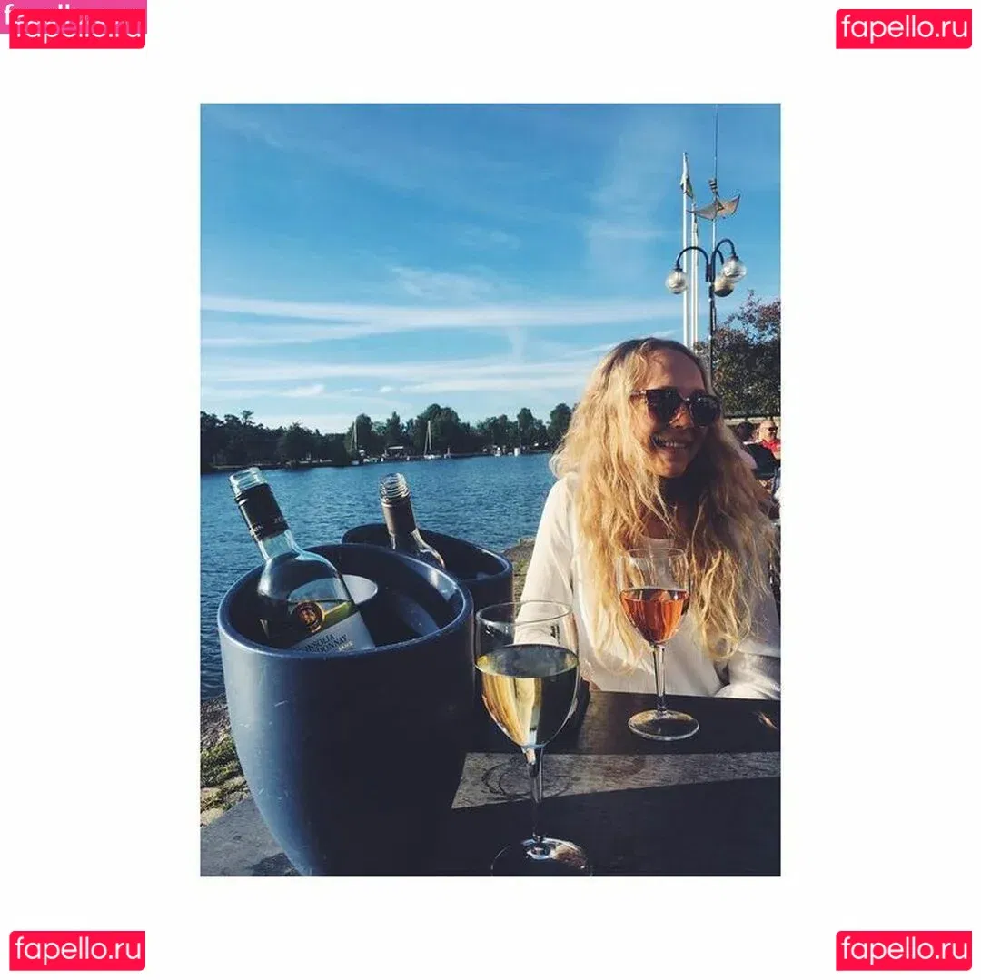 Alma Tandrup Onlyfans Photo Gallery 