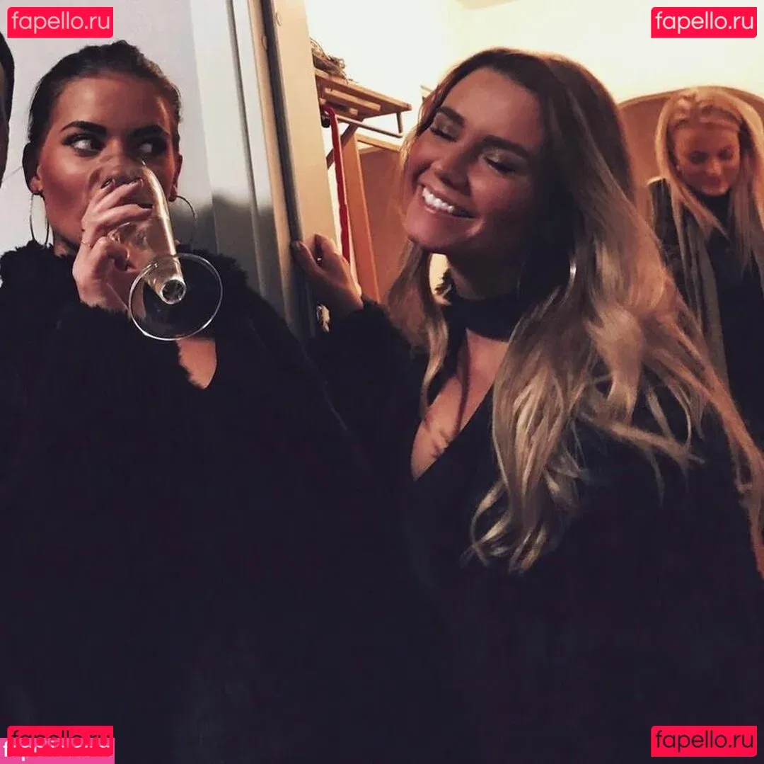 Alma Tandrup Onlyfans Photo Gallery 