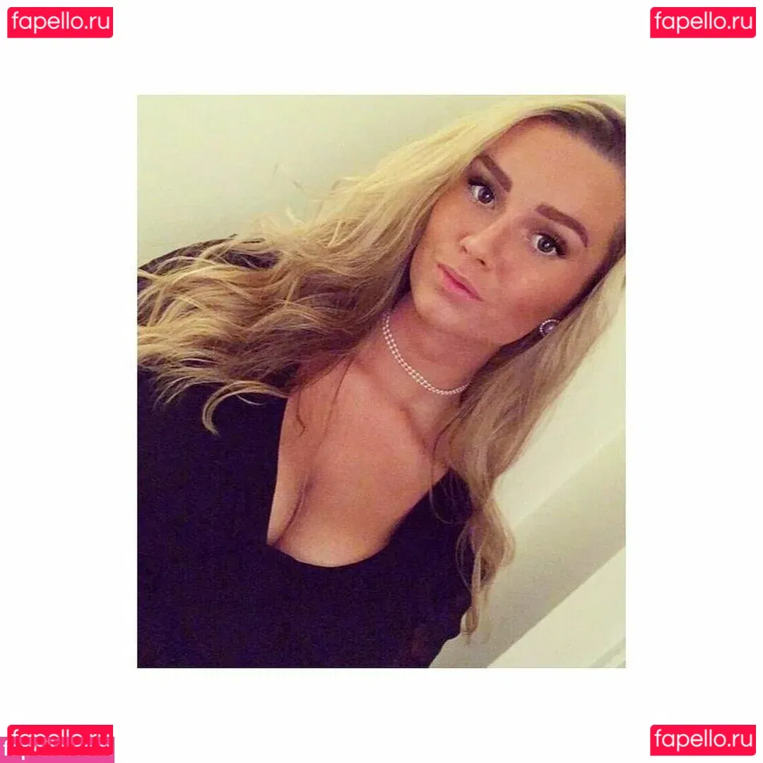 Alma Tandrup Onlyfans Photo Gallery 