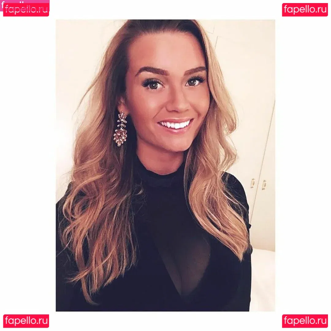 Alma Tandrup Onlyfans Photo Gallery 