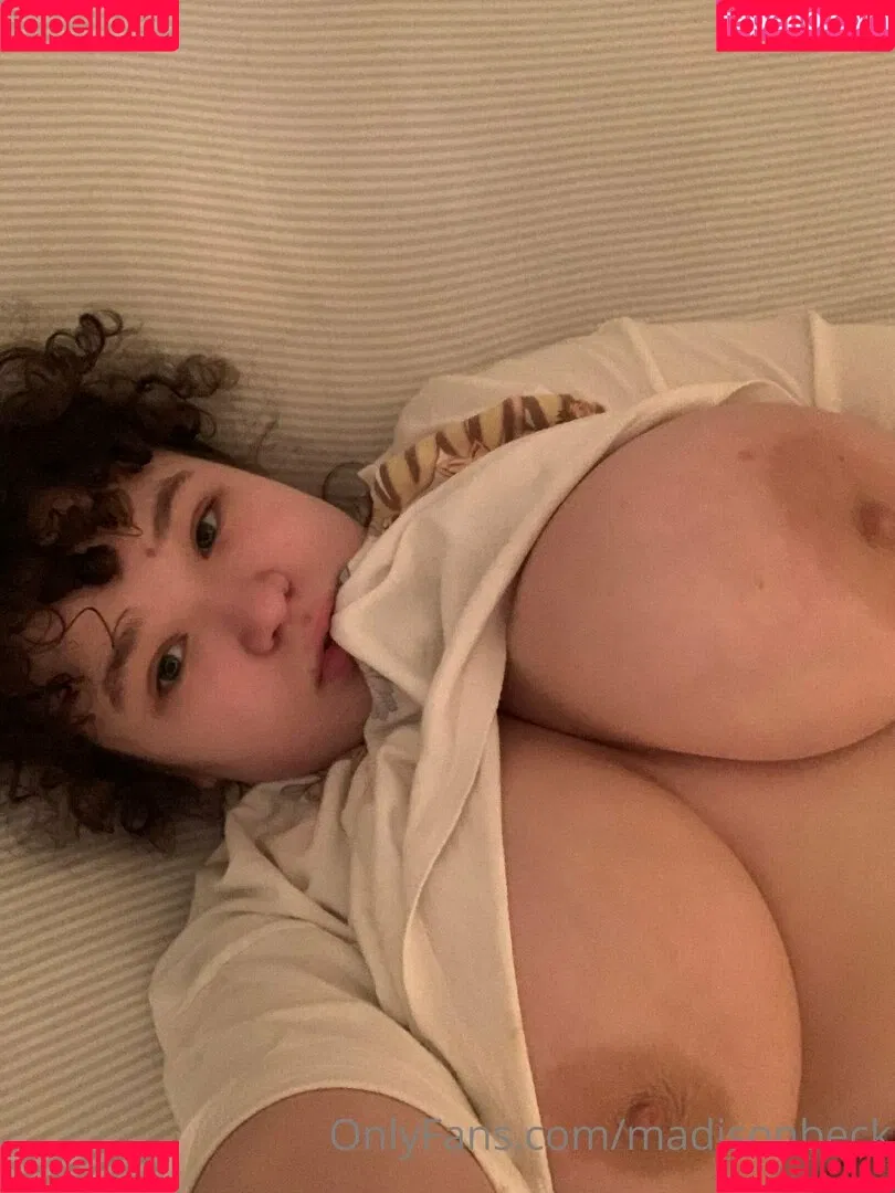 madisonbeck Onlyfans Photo Gallery 