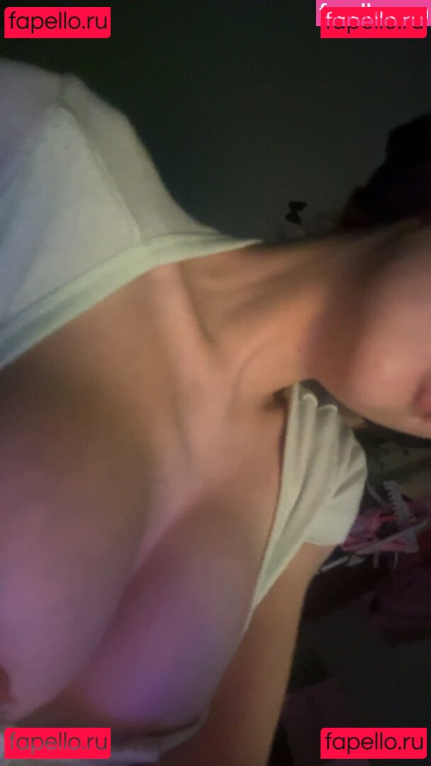 Ellie Liptrot Nude Onlyfans Photo 13