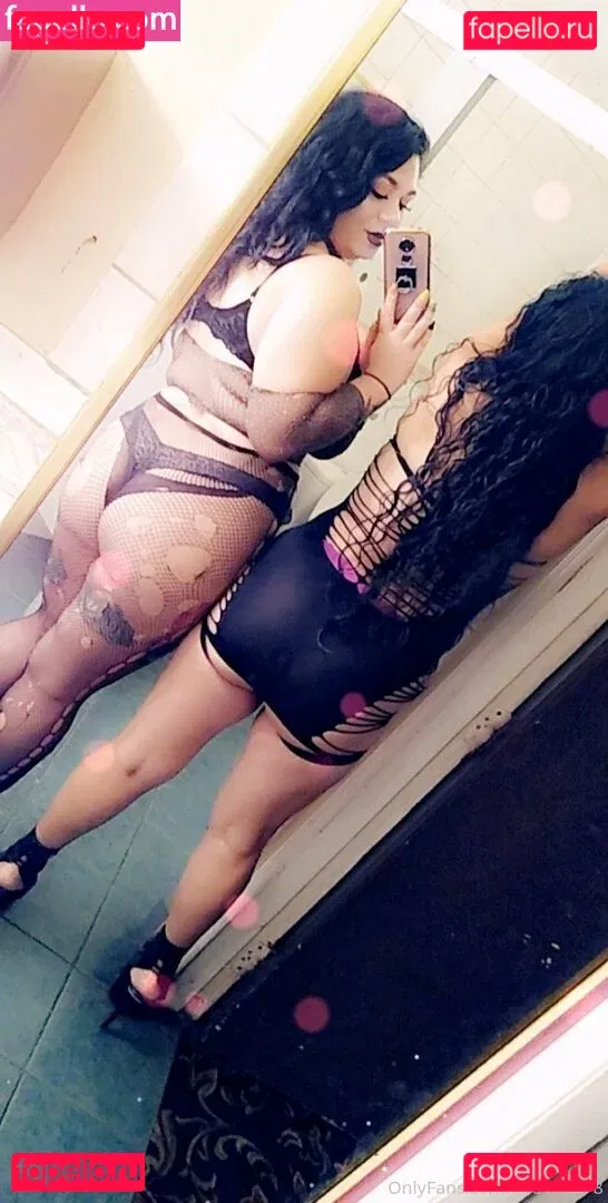 venus-blue Onlyfans Photo Gallery 